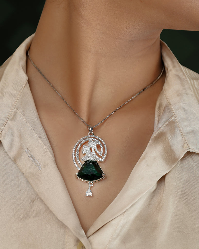 Emerald Whisper Pendant set